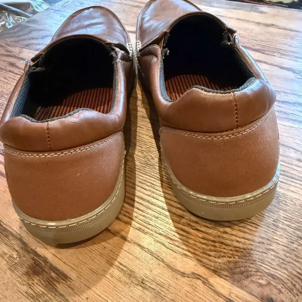 Skechers Classic Fit Air-Cooled Memory Foam Shoes
